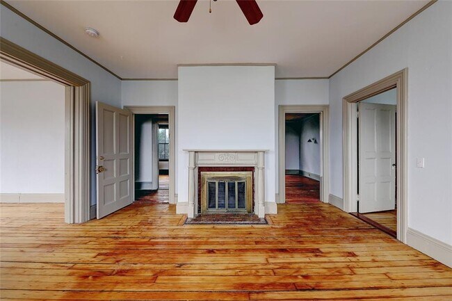 Building Photo - 45 Cypress St