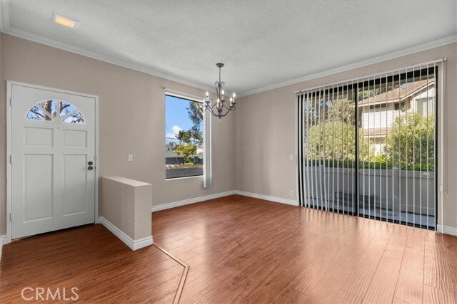 Building Photo - 2621 Plaza del Amo