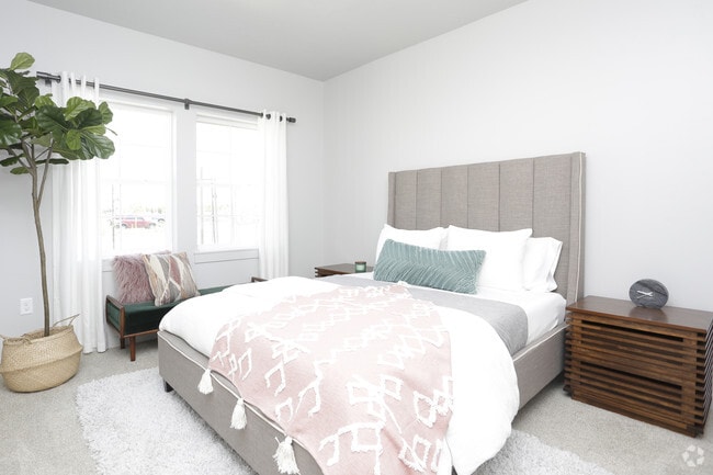 Interior Photo - Prelude at Paramount