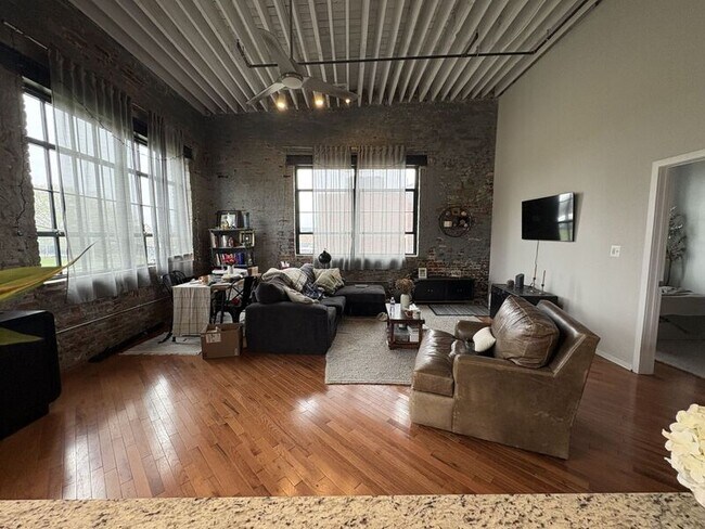 Foto del edificio - 1509 E Baltimore St