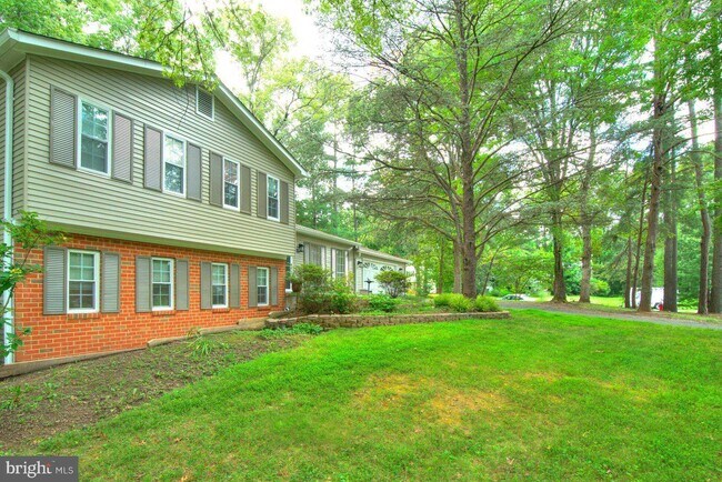 Foto del edificio - 2405 Earlsgate Ct