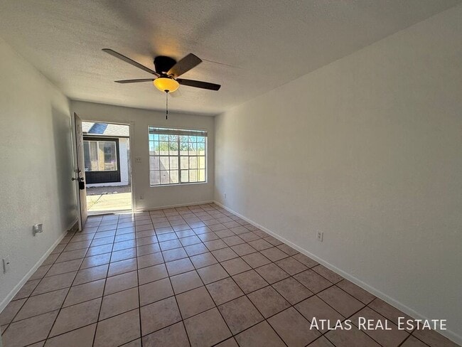 Building Photo - 104 W Inglewood St