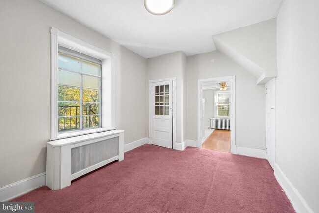 Foto del edificio - 7301 Chestnut Ave