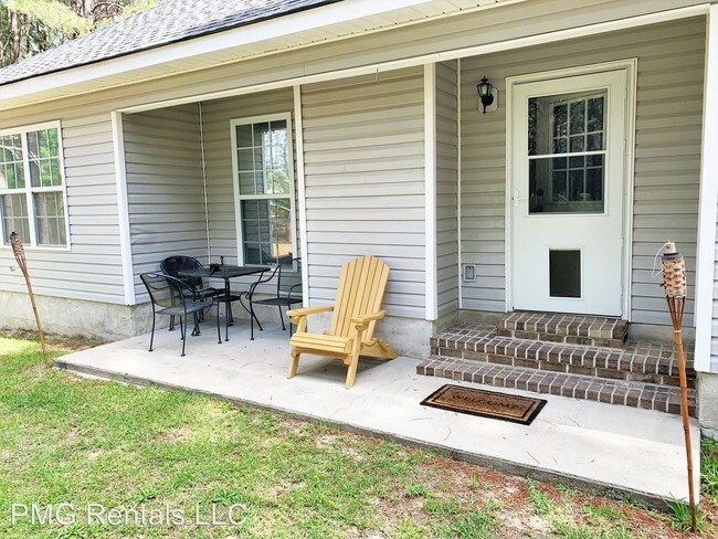 Building Photo - 1205 Brooklet S Dr