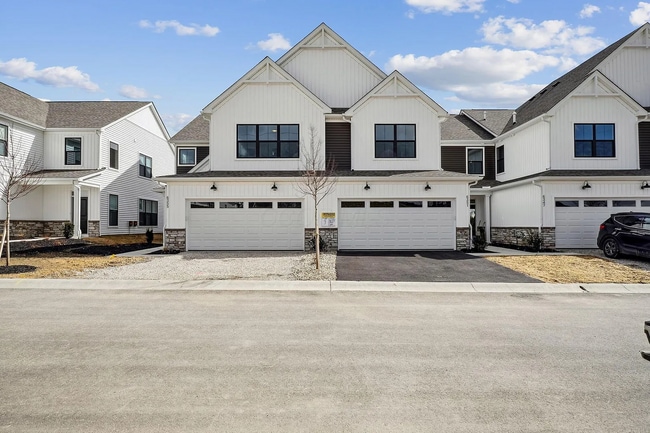 Building Photo - 6351 Azile Way