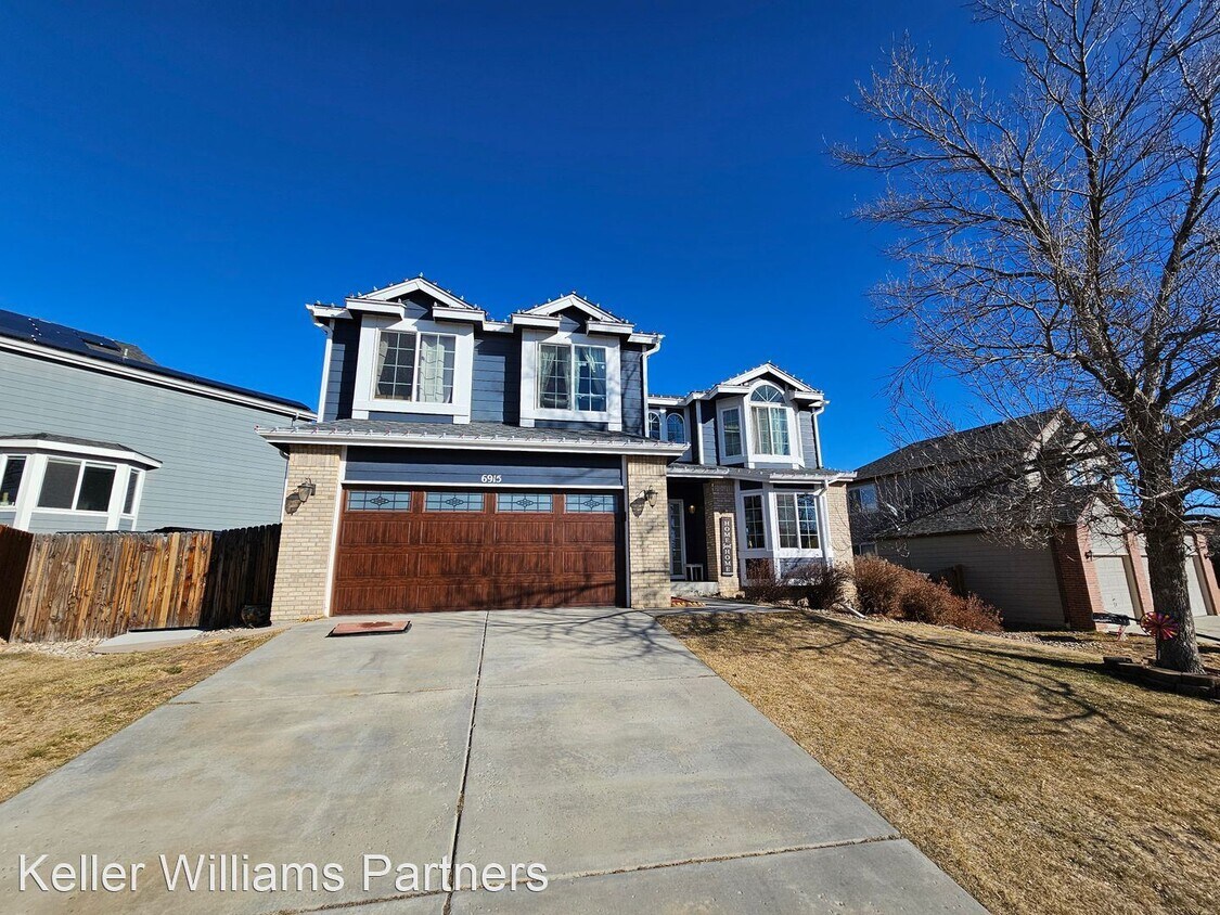 6 br, 4 bath House 6915 Hillock Dr House Rental in Colorado Springs