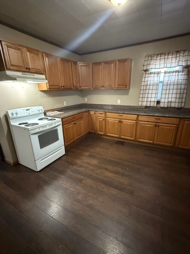 Foto del edificio - 2 Bedroom House with Fenced in backyard