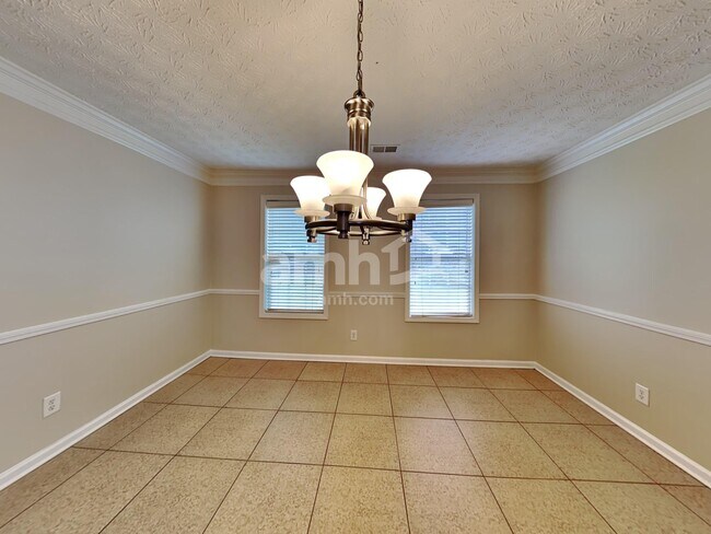 Foto del edificio - 1311 Aberdare Dr