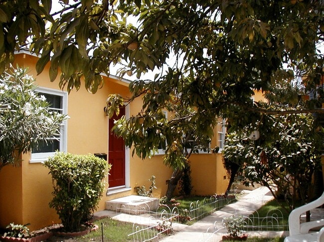 Building Photo - 3120 Colorado Ave