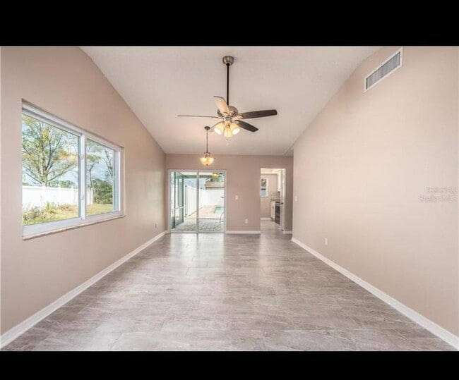 Building Photo - 5409 Serene Ln