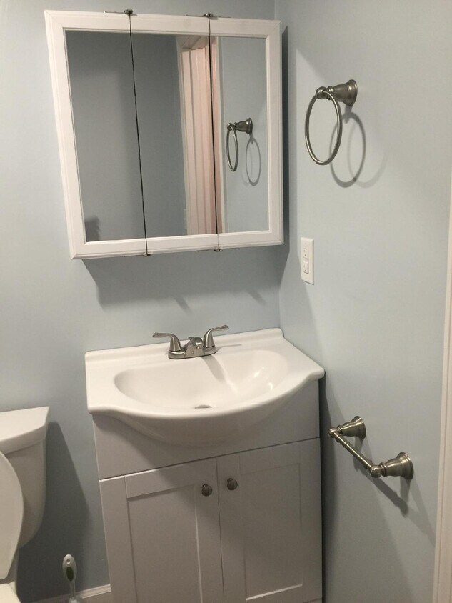 Foto principal - 4258 Chimney Rock Rd