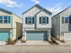 Building Photo - 702 Sand Dollar Dr