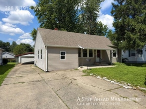 Building Photo - 388 N 19th Ave