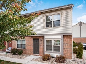 Building Photo - 629 Pebble Pl Dr