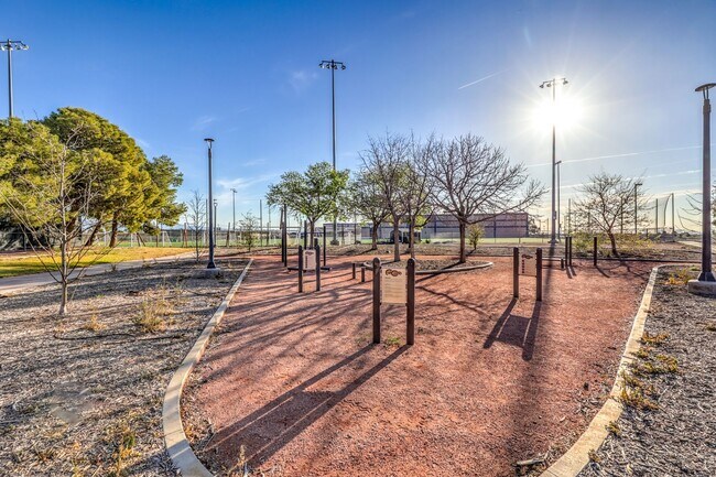 Foto del edificio - single story upgraded walking distance to park