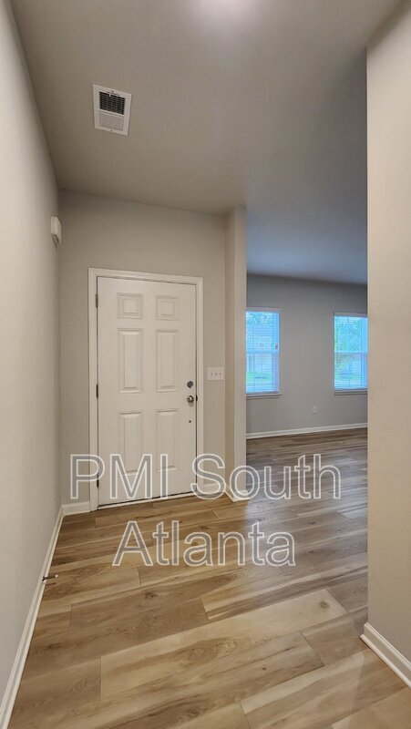 Foto del edificio - 126 Delilah St