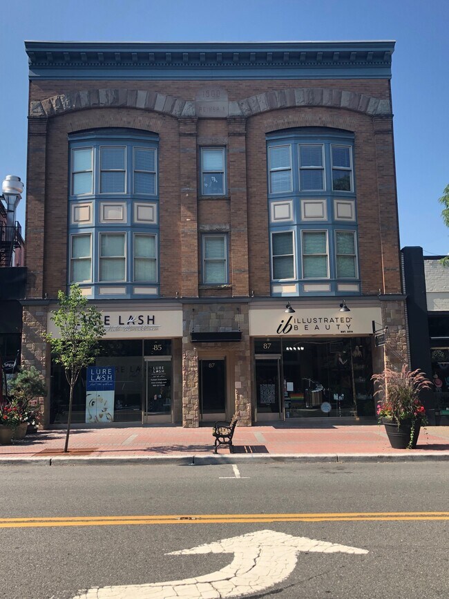 Building Photo - 87 W Main St