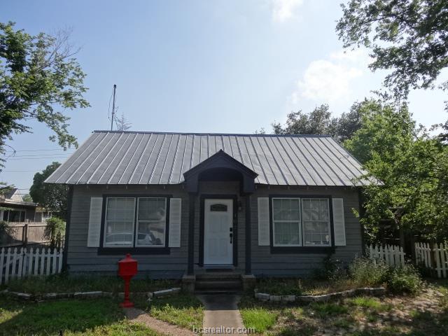 Primary Photo - 402 Ayrshire St