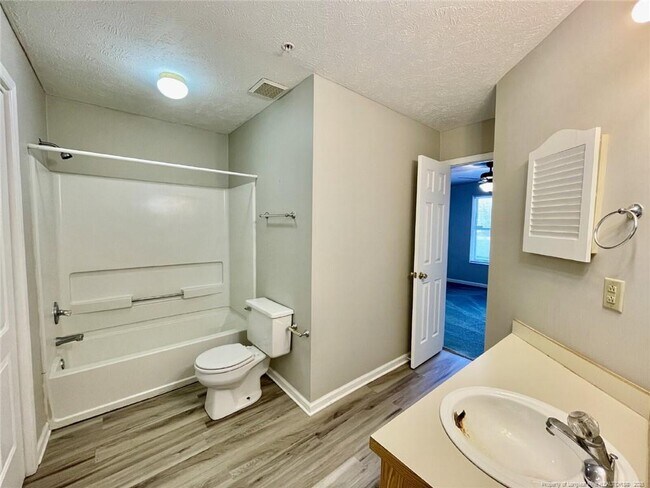 Building Photo - 6724 Willowbrook Dr