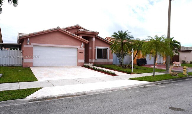 Foto del edificio - 14224 SW 23rd St