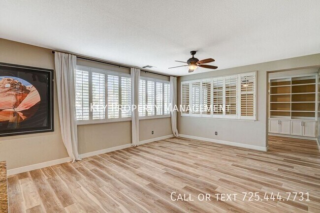 Building Photo - Beautiful 5 bedroom, 3 bathroom home locat...