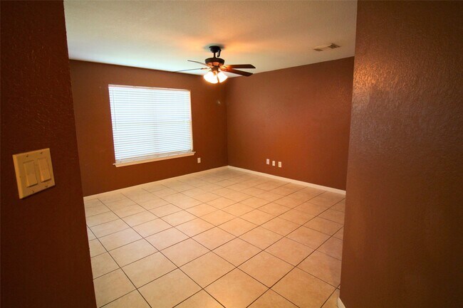 Foto del edificio - 2117 Whittier Dr