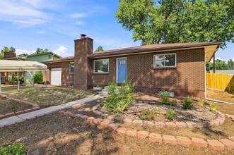 Building Photo - 1119 Fosdick Dr