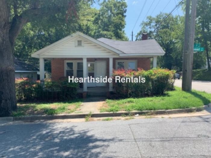 Foto principal - 1 bedroom in Greenville NC 27858