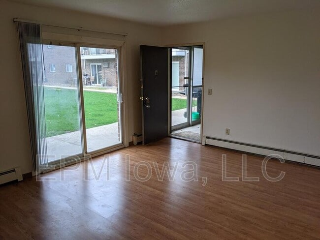 Foto del edificio - 101 16th Ave NW