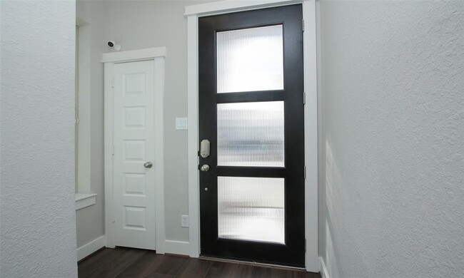 Building Photo - 12502 Malachite Wy