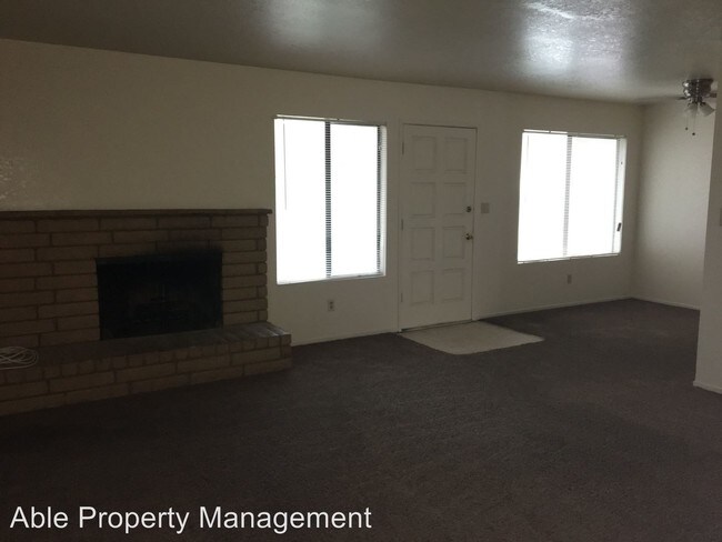 Building Photo - 6701 Klamath Way