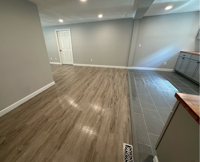 Foto del edificio - 516 Broken Oak Ct
