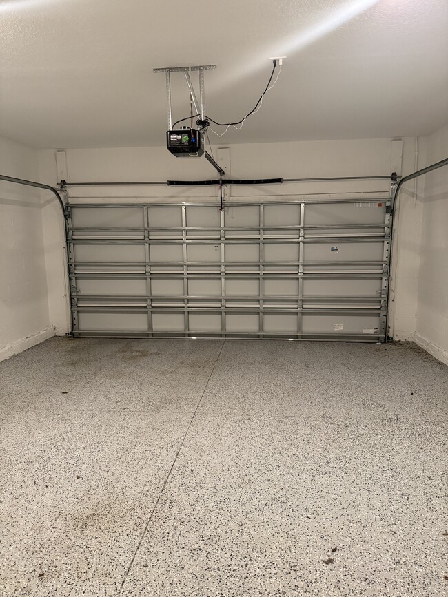 Foto del edificio - 337 Bogey Dr