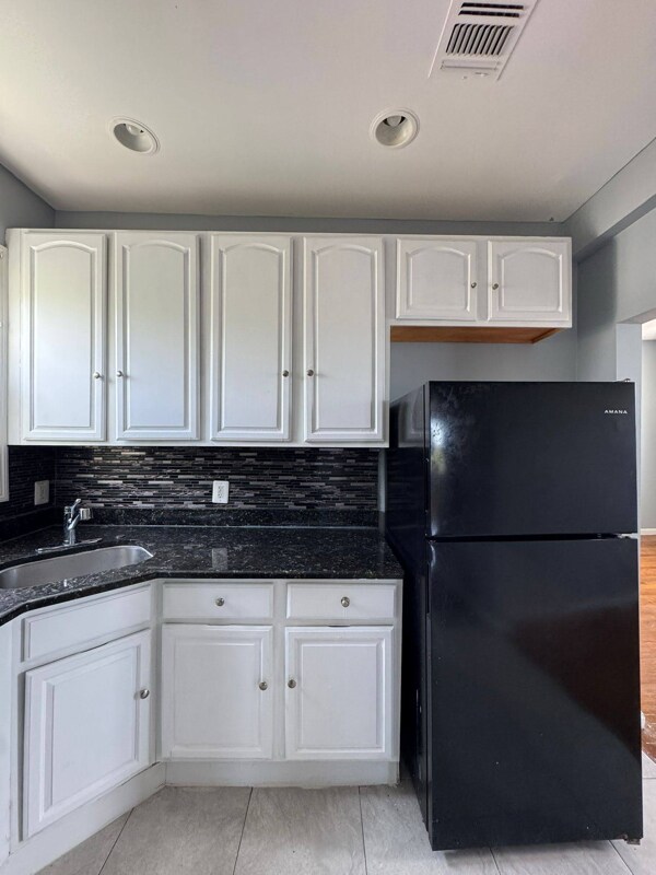 Foto principal - 489 Avon Ave