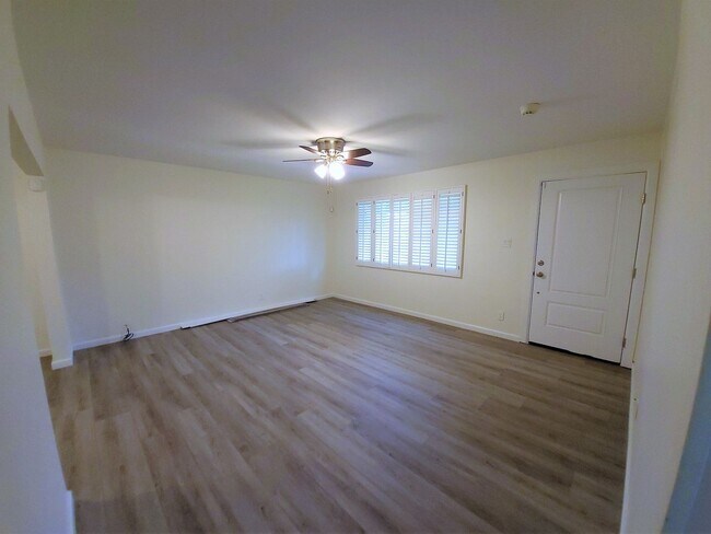 Building Photo - COMING SOON...Fully Remodeled Historic University Heights Home for Rent