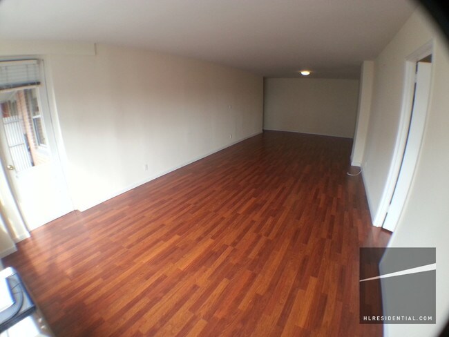 Foto del edificio - 10420 Queens Blvd