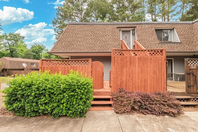 Condo in Chapel Hill - short term option! - Condo in Chapel Hill - short term option!