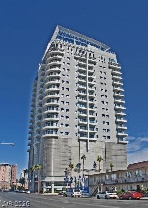 Building Photo - 200 Hoover Ave