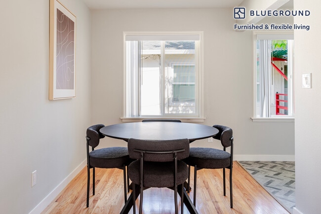 Building Photo - 1230 Mills St