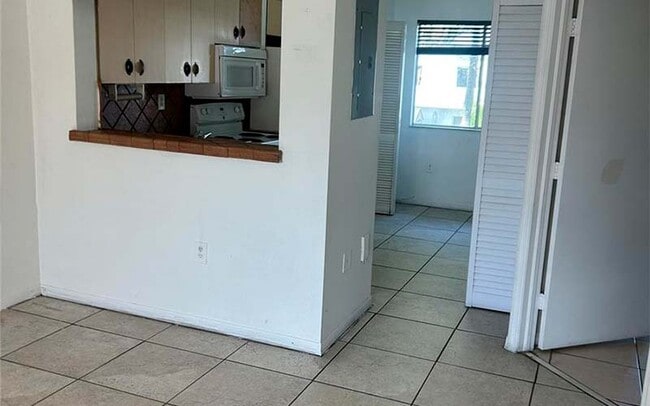 Foto del edificio - 6425 SW 130th Pl