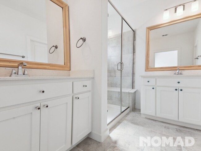 Building Photo - 3 Bedroom Townhome in Frisco
