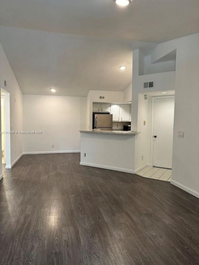 Building Photo - 12430 Vista Isles Dr