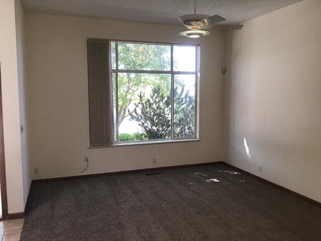 Building Photo - 10012 Bridgepointe NE