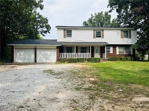 Building Photo - 1720 Zion Rd