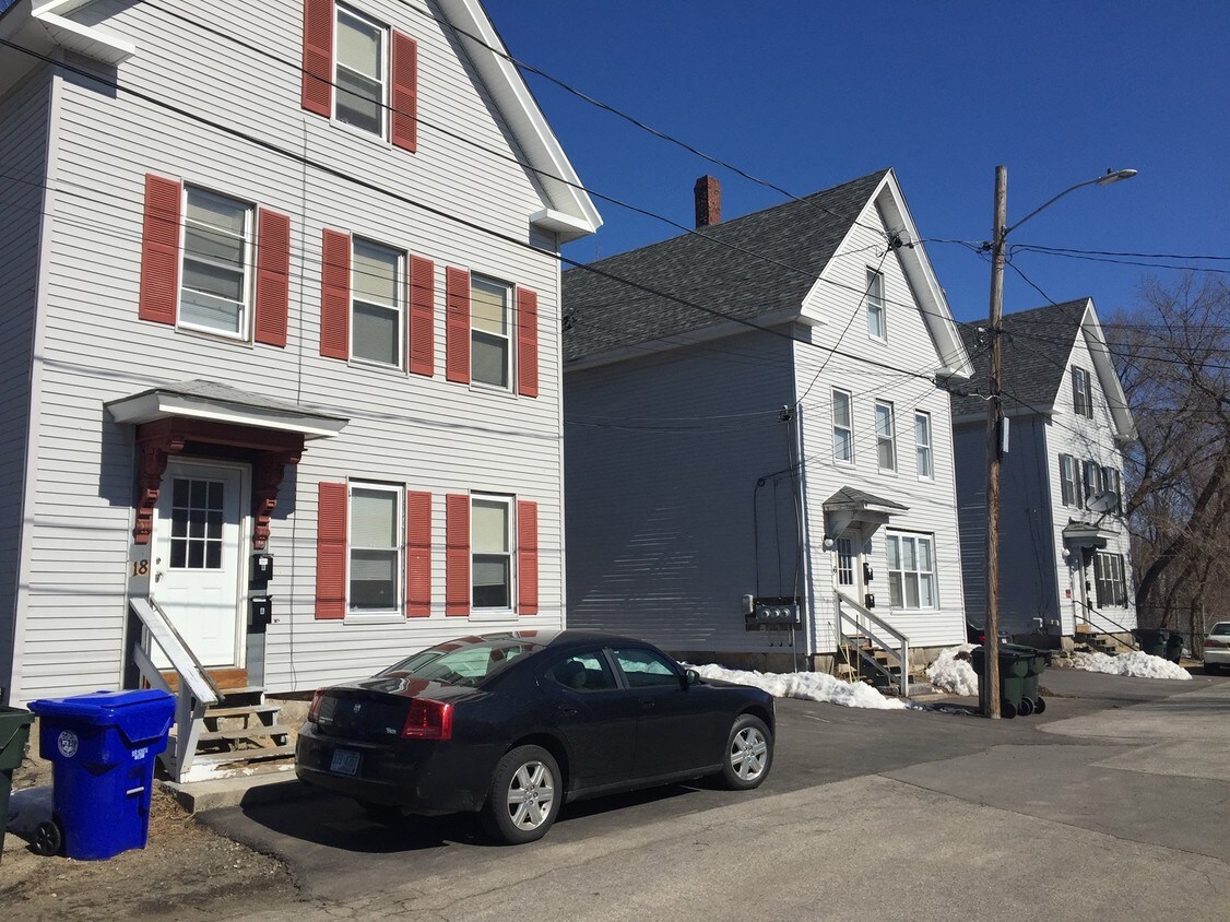 Primary Photo - 32 Colby St