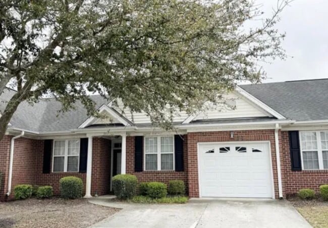 Photo - 331 Monlandil Dr Townhome