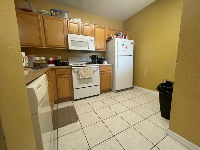 Building Photo - 6007 Skydale Way