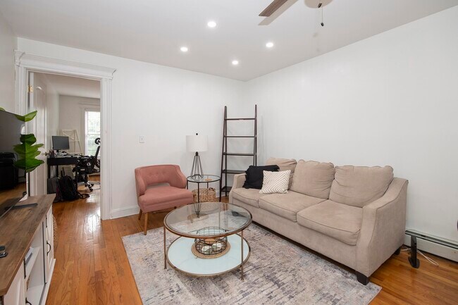 Foto del edificio - 345 7th St