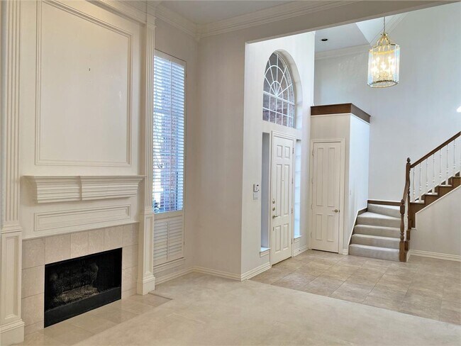 Foto del edificio - 4528 Waterford Dr