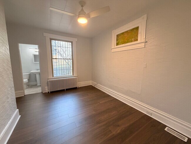 Foto del edificio - 122 Maple Ter